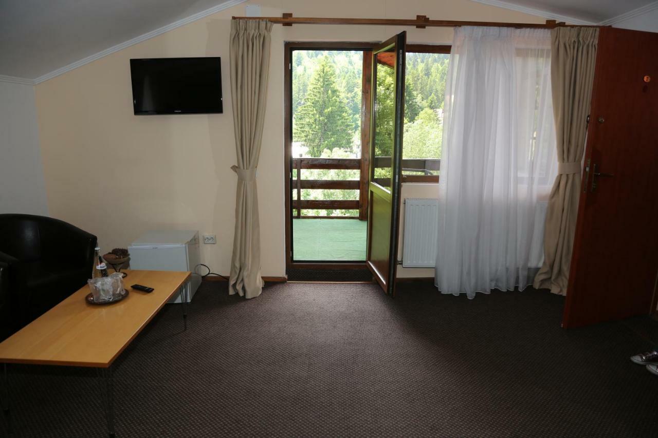New Aosta Garden Hotel Sinaia Luaran gambar